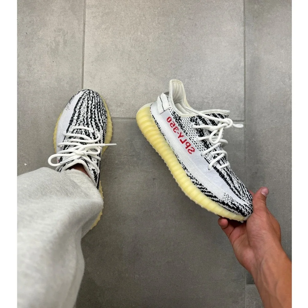 Adidas Yeezy Boost 350 V2 Zebra White Black Red CP9654 Mens Size 8.5 Sneaker